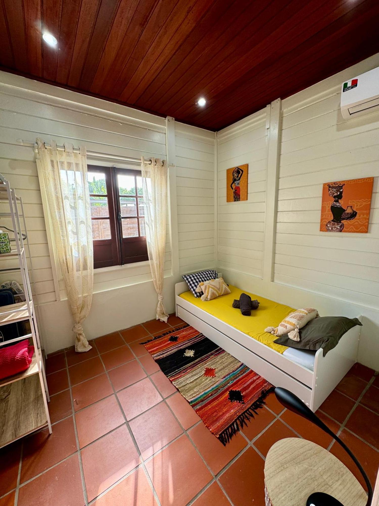 Le Gaspardo , 2 Chambres Climatisees , A 2 Mins A Pied De La Plage , Wifi , Jardin Clos, Parking ,Sans Vis-A-Vis Le Carbet Exterior foto